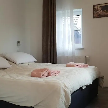 Vidmar, Lesce-bled Bed & Breakfast Lesce (Upper Carniola)