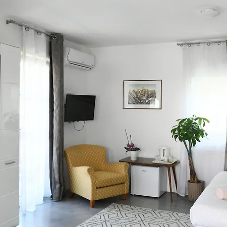 Vidmar, Lesce-bled Bed & Breakfast Lesce (Upper Carniola)