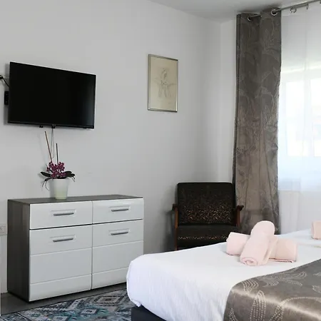 Bed & Breakfast Vidmar, Lesce-bled