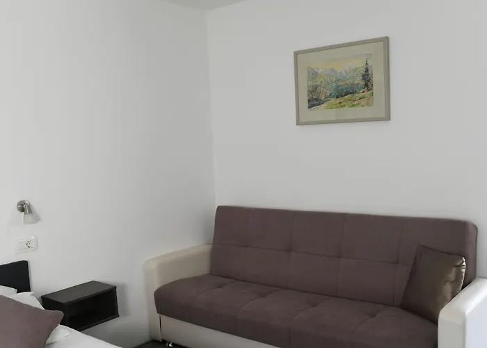 Vidmar Near Bled - Vidmar Bed & Breakfast 3*